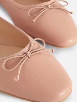 Bailarinas Con Lazo