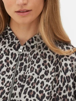 Bómber Con Estampado De Leopardo