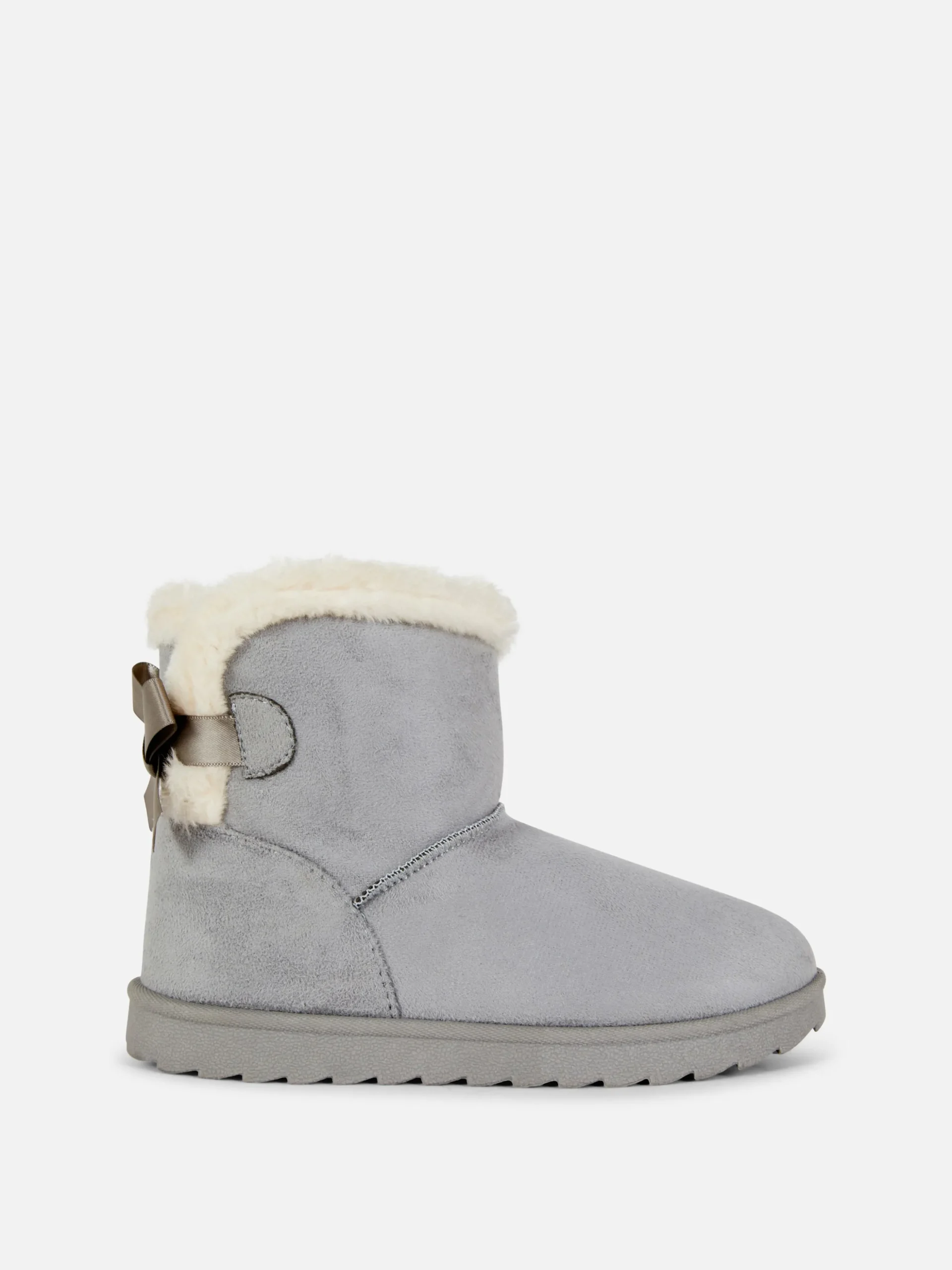 Botas Con Lazos Decorativos