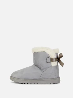 Botas Con Lazos Decorativos