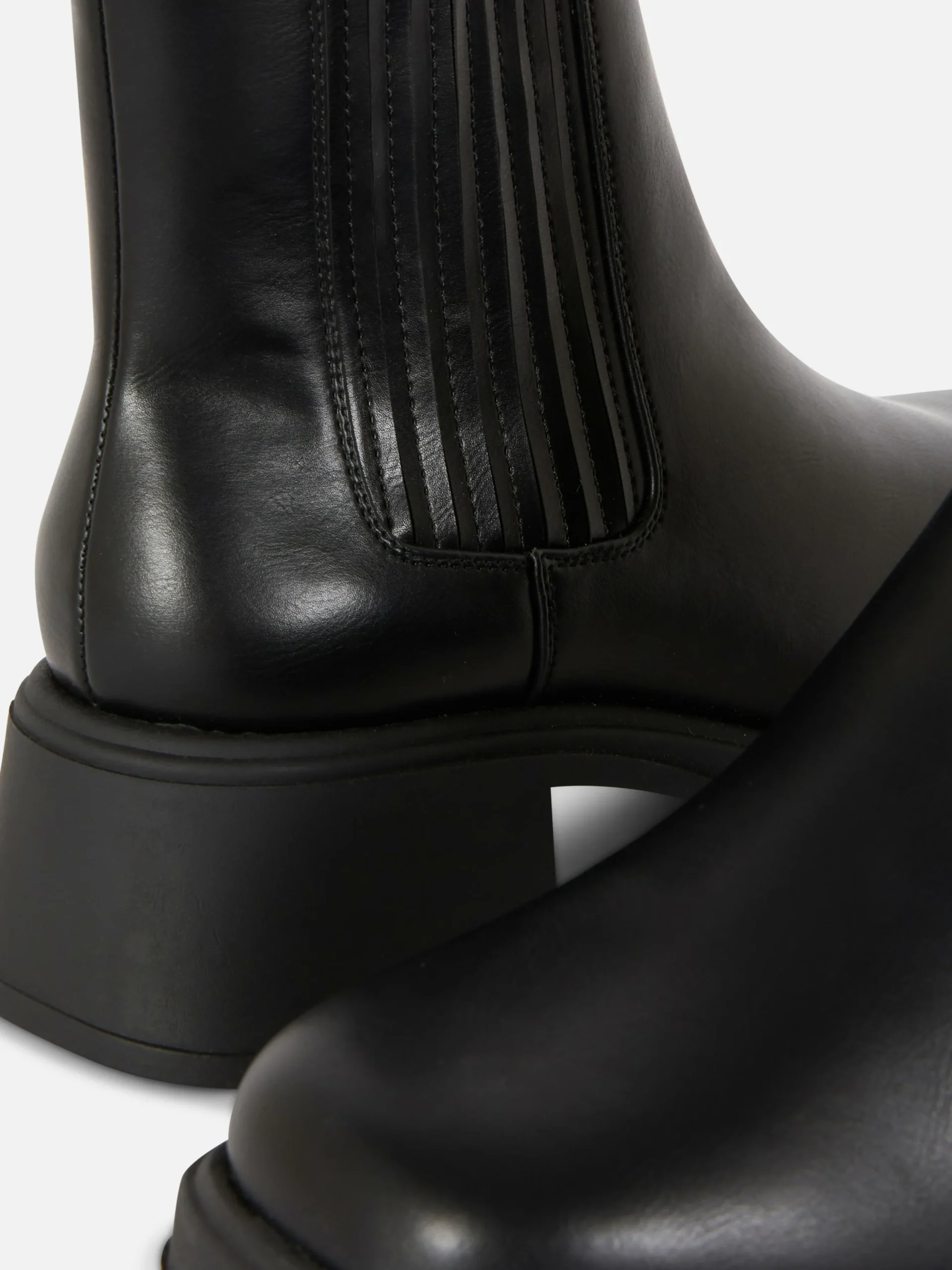 Botines Chelsea Con Tacón Grueso