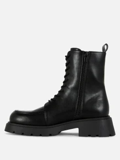 Botines Ribeteados Con Cordones