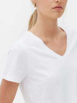 Camiseta De Manga Corta Con Cuello De Pico