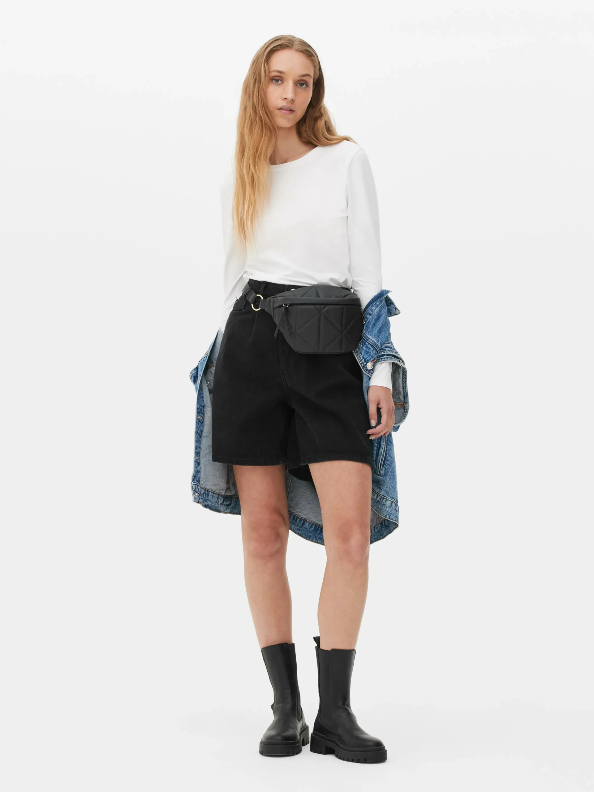 Camiseta Elástica Con Cuello Redondo