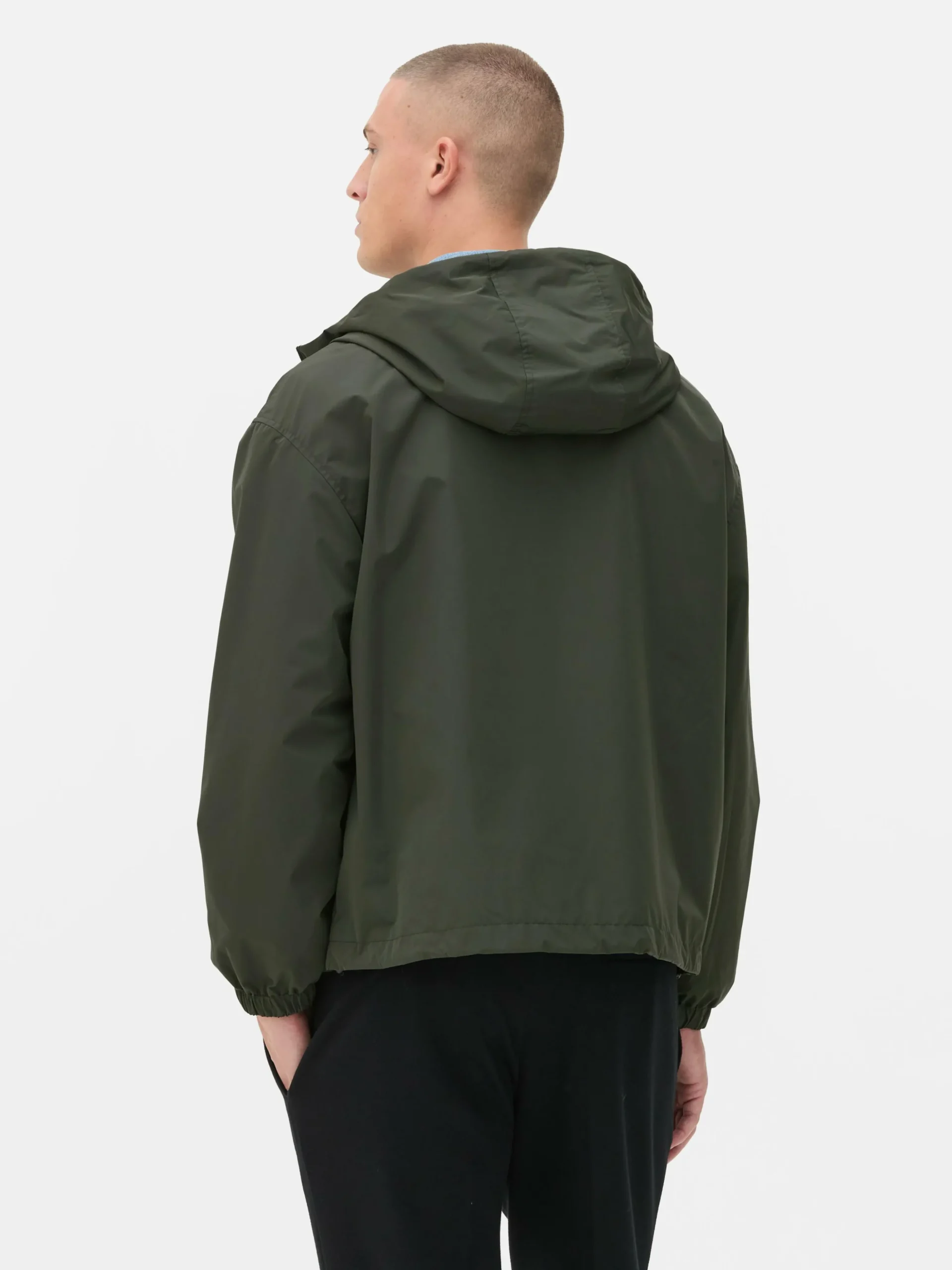 Chaqueta Cortavientos Con Capucha