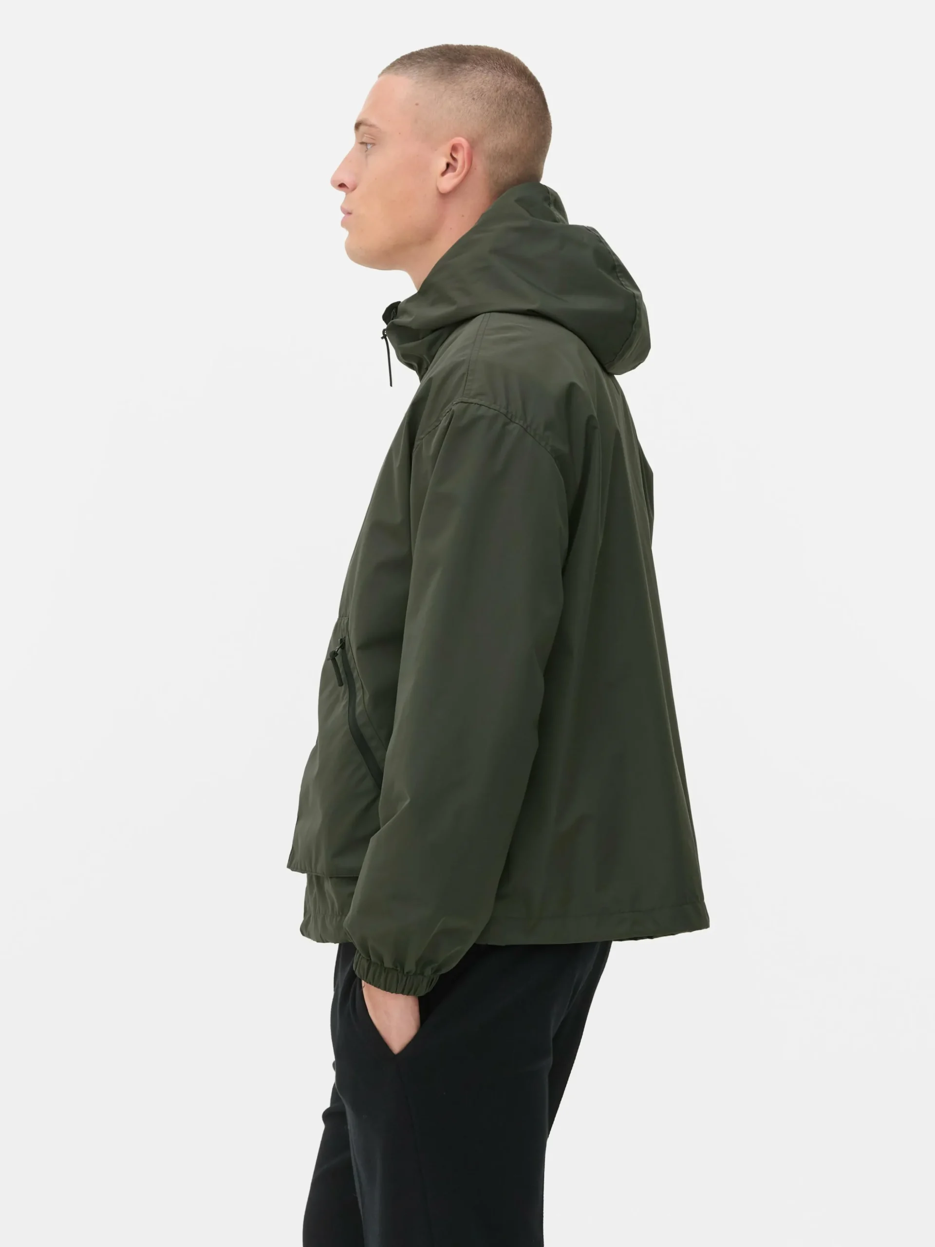 Chaqueta Cortavientos Con Capucha