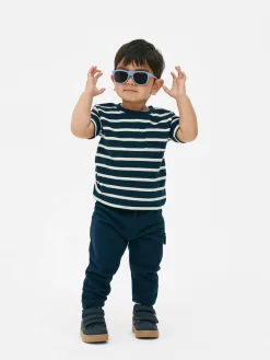 Conjunto De Camiseta A Rayas Y Pantalón De Chándal