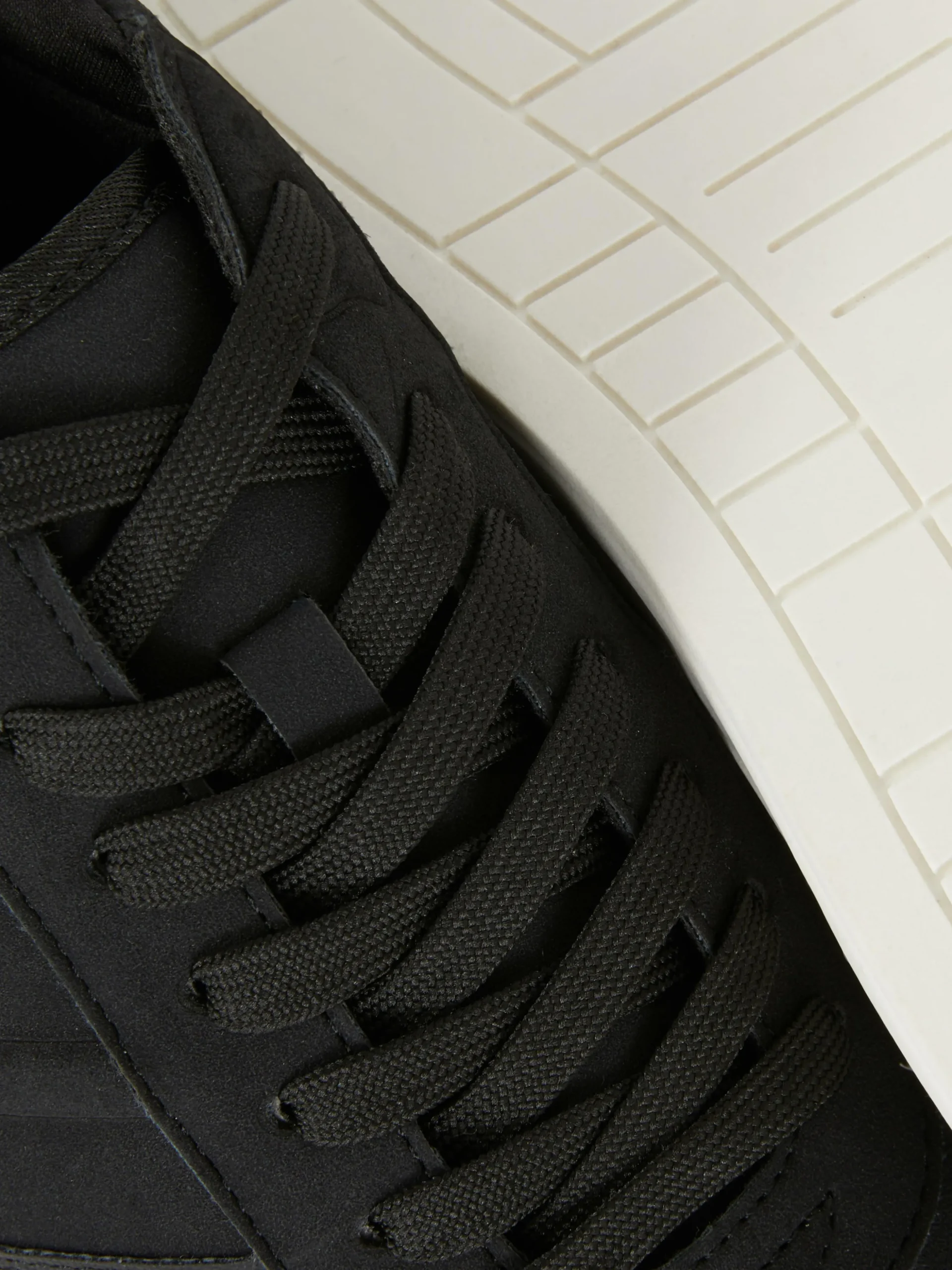 Deportivas De Caña Baja Con Cordones De Kem