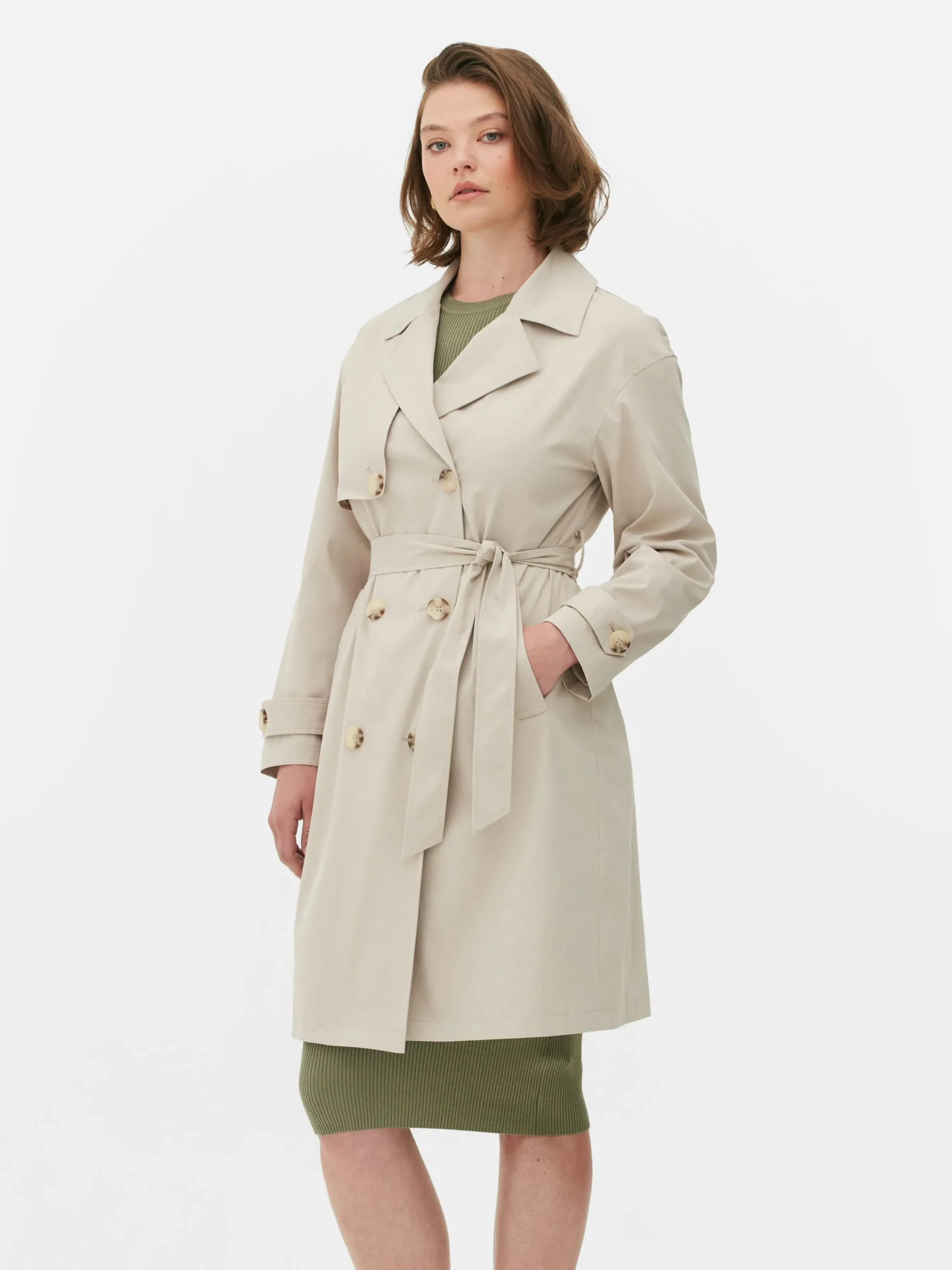 Gabardina De Doble Botonadura Con Cinturón