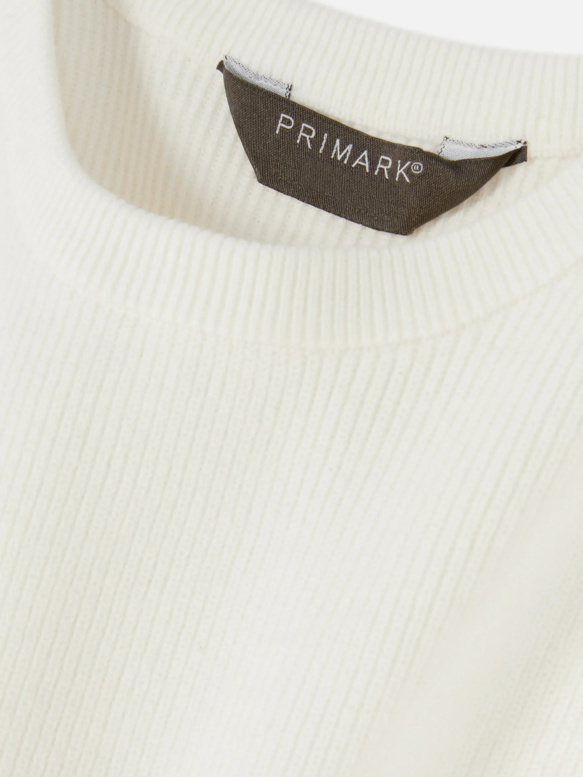 Jersey Acanalado Con Cuello Redondo
