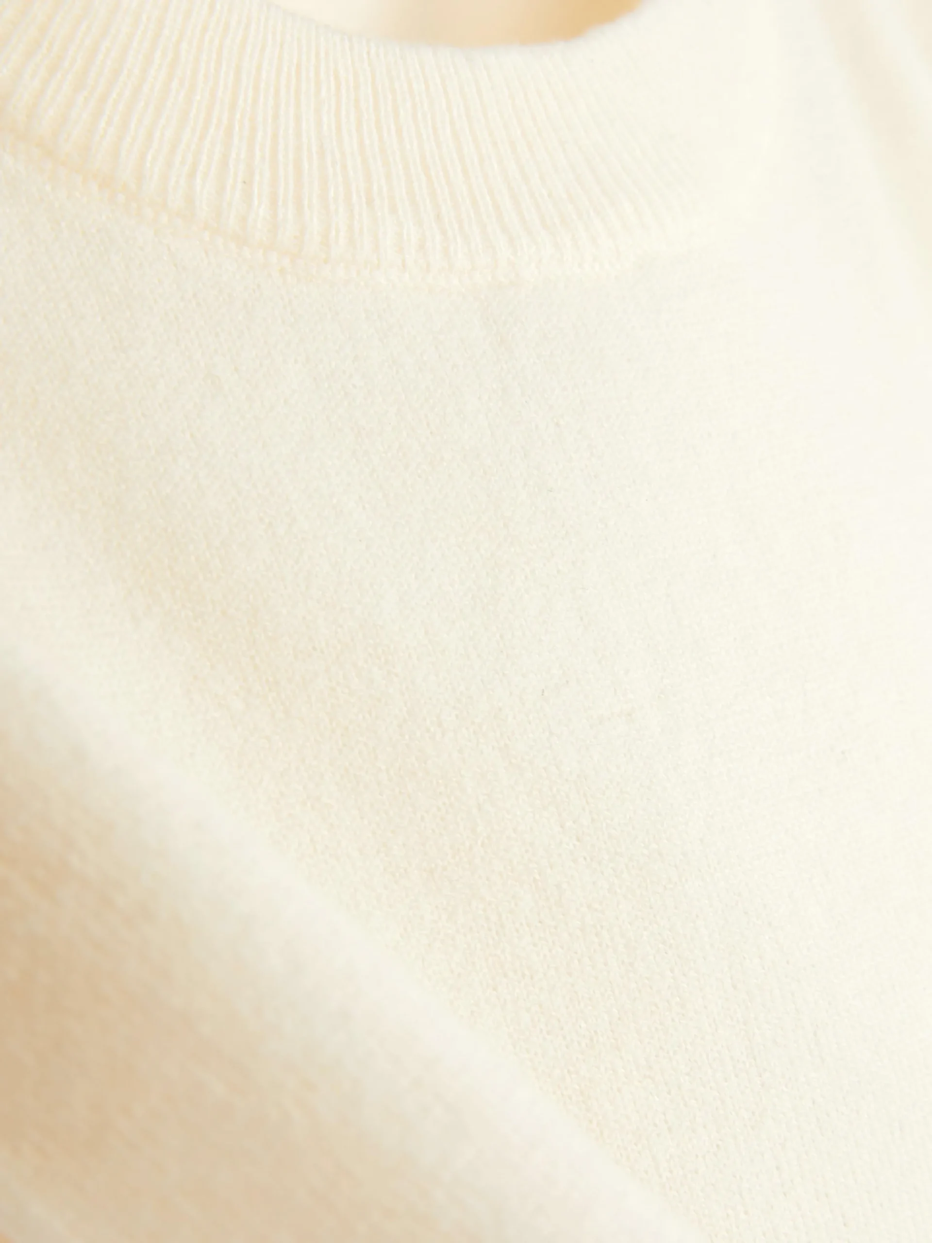Jersey De Punto Fino Y Cuello Redondo