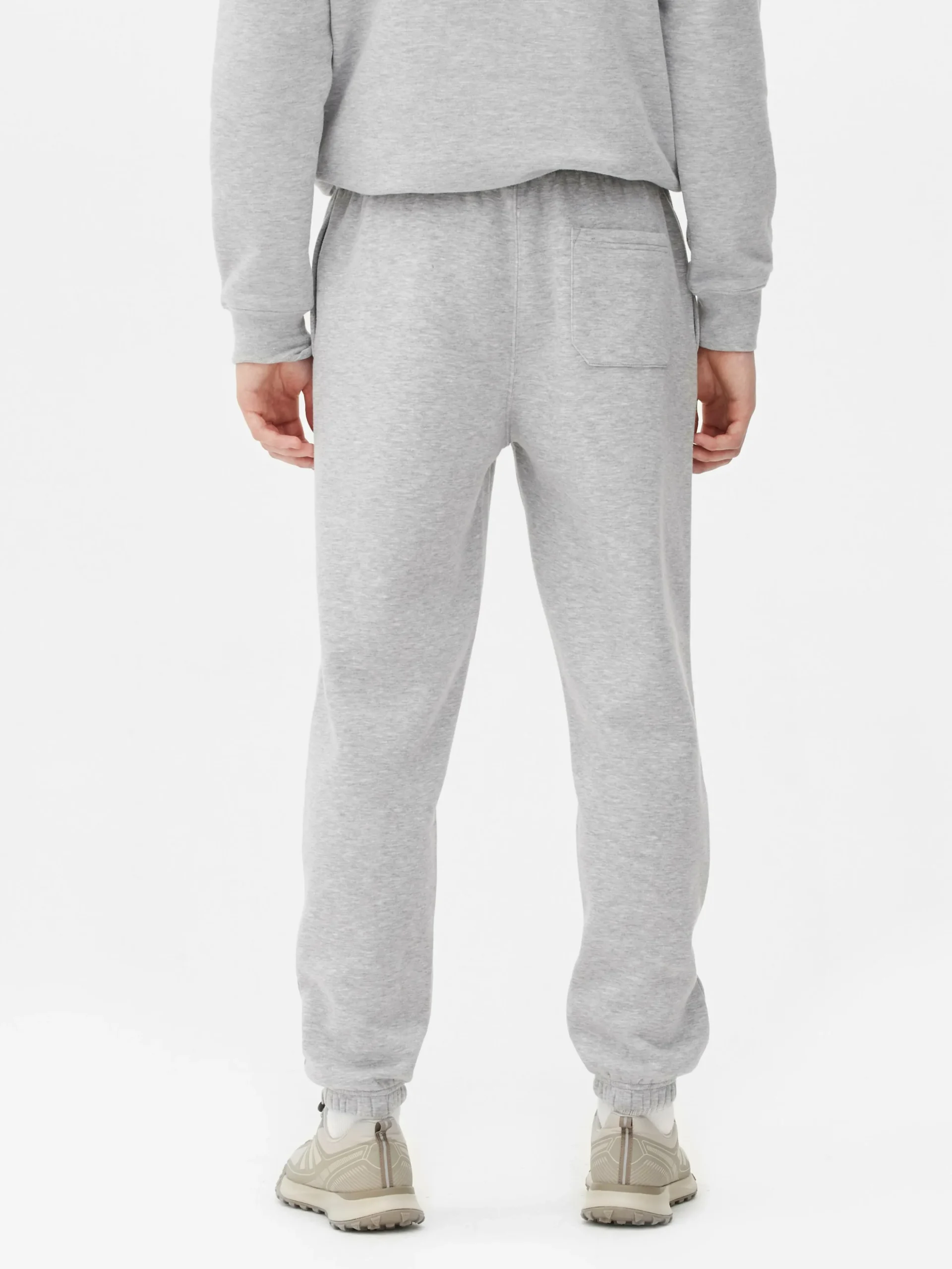 Joggers Con Bajos Ajustados