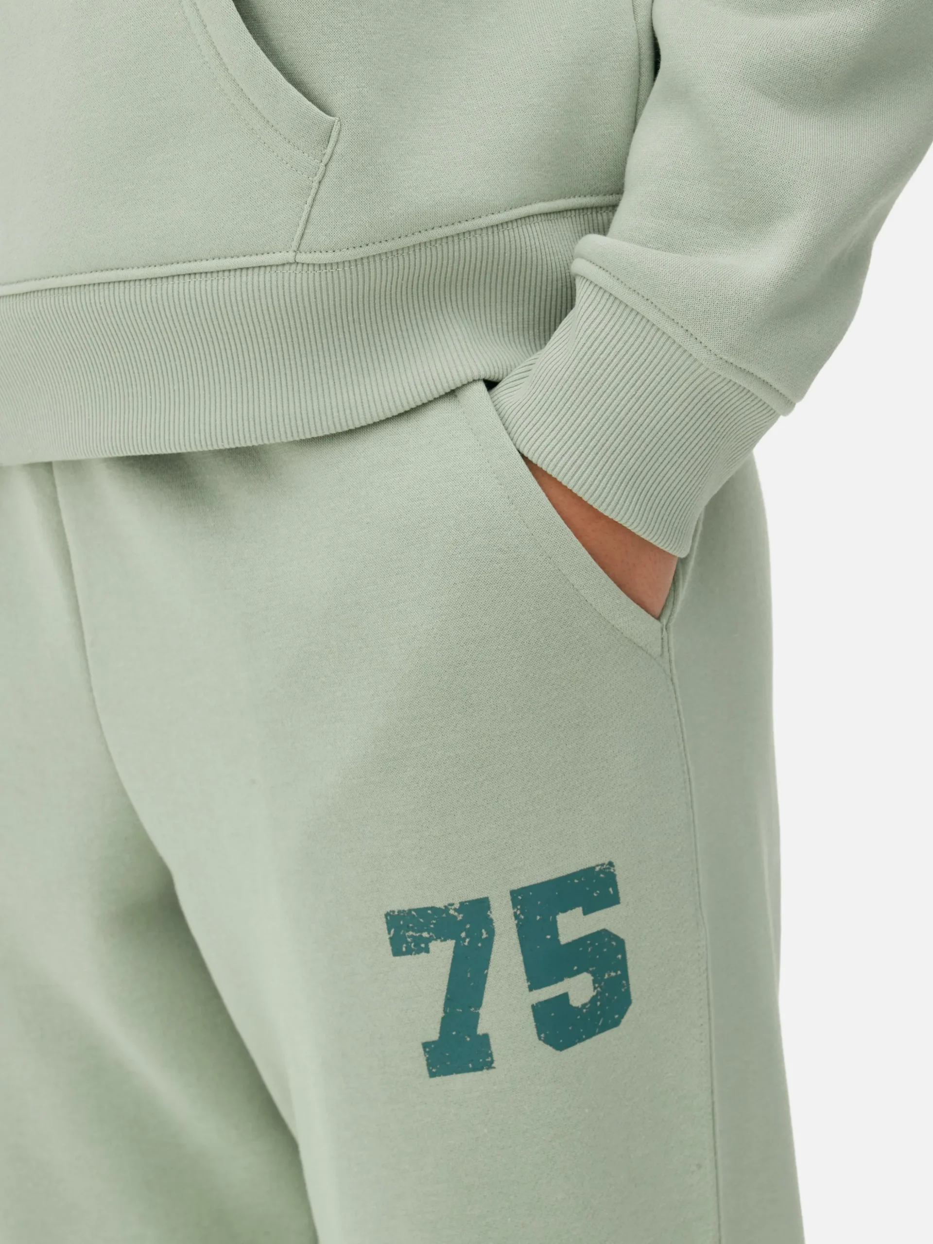 Joggers Con Cordón De Ajuste Y Estampado Gráfico