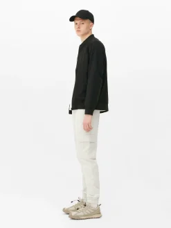 Joggers Estilo Cargo Con Bajos Ajustados