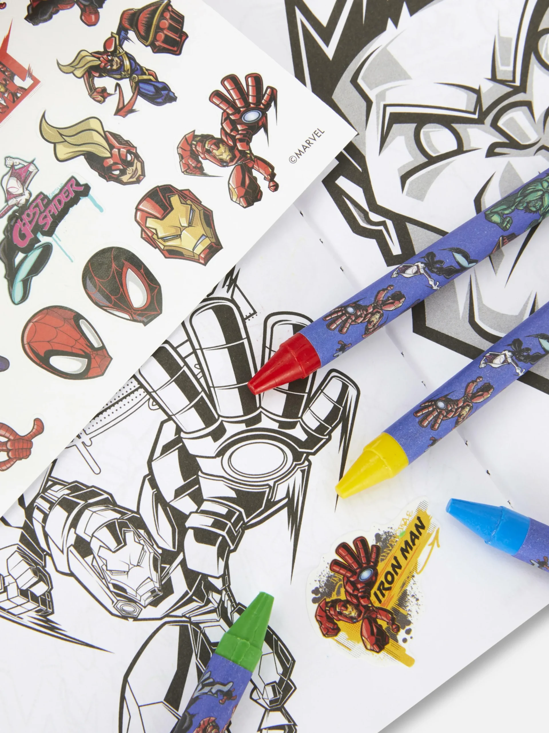 Juego Para Colorear De Los Vengadores De Marvel