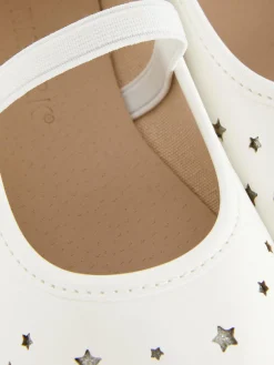 Manoletinas Con Estrellas Perforadas A Láser