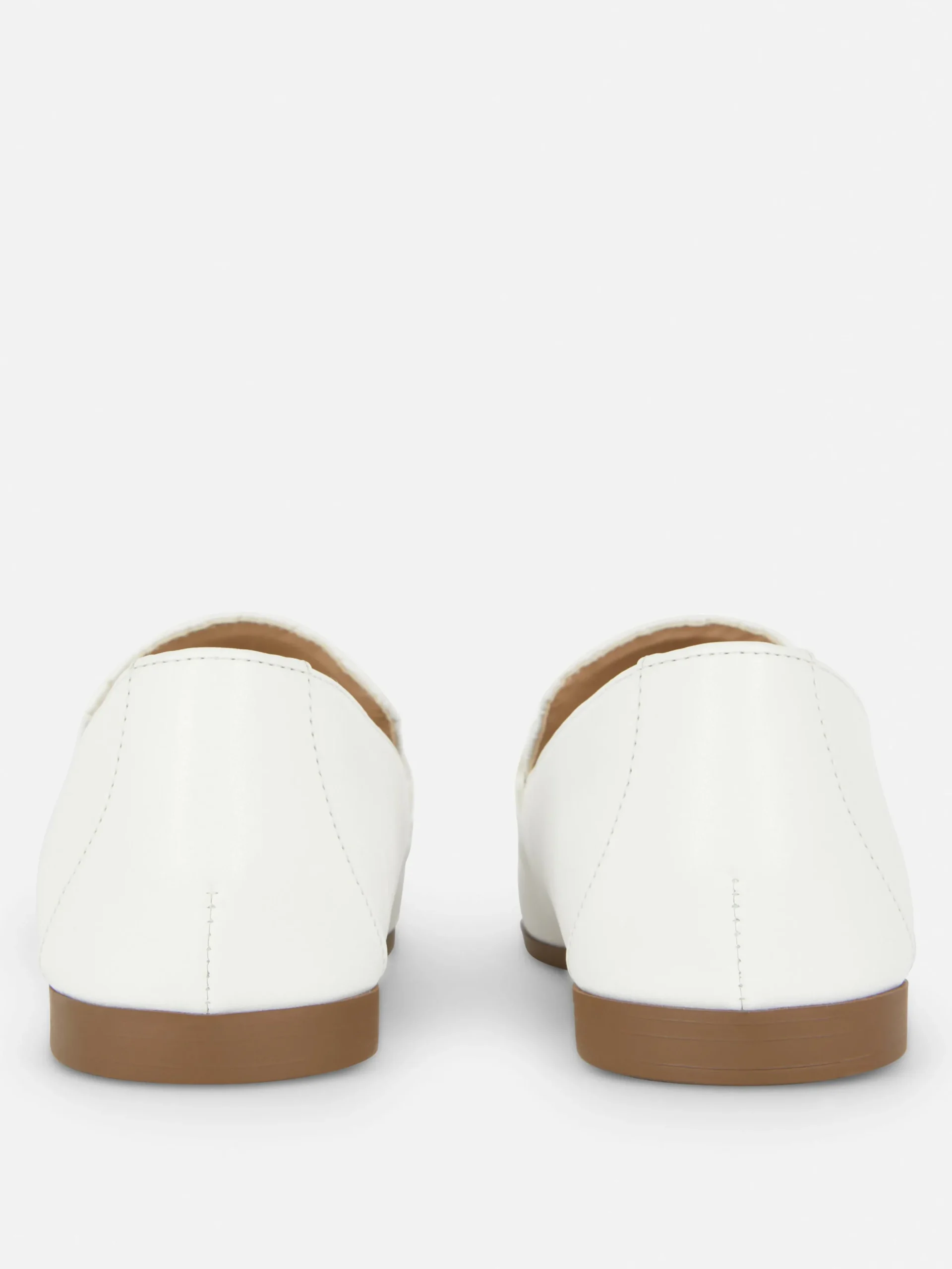 Mocasines De Piel Sintética Con Adorno Metálico