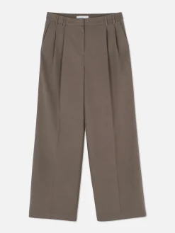 Pantalón De Vestir Con Plisado Delantero