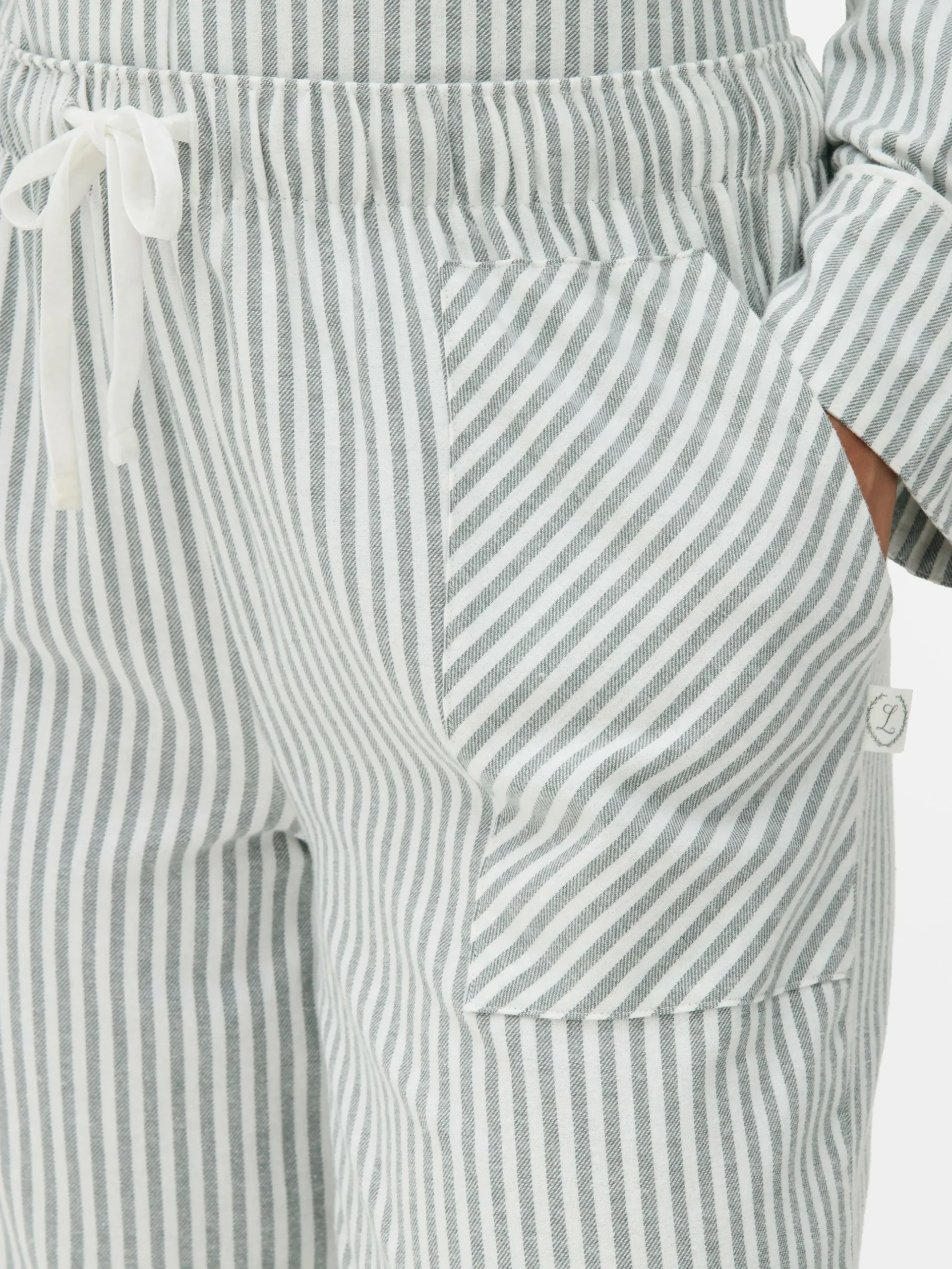 Pantalones De Pijama A Rayas De Pernera Recta