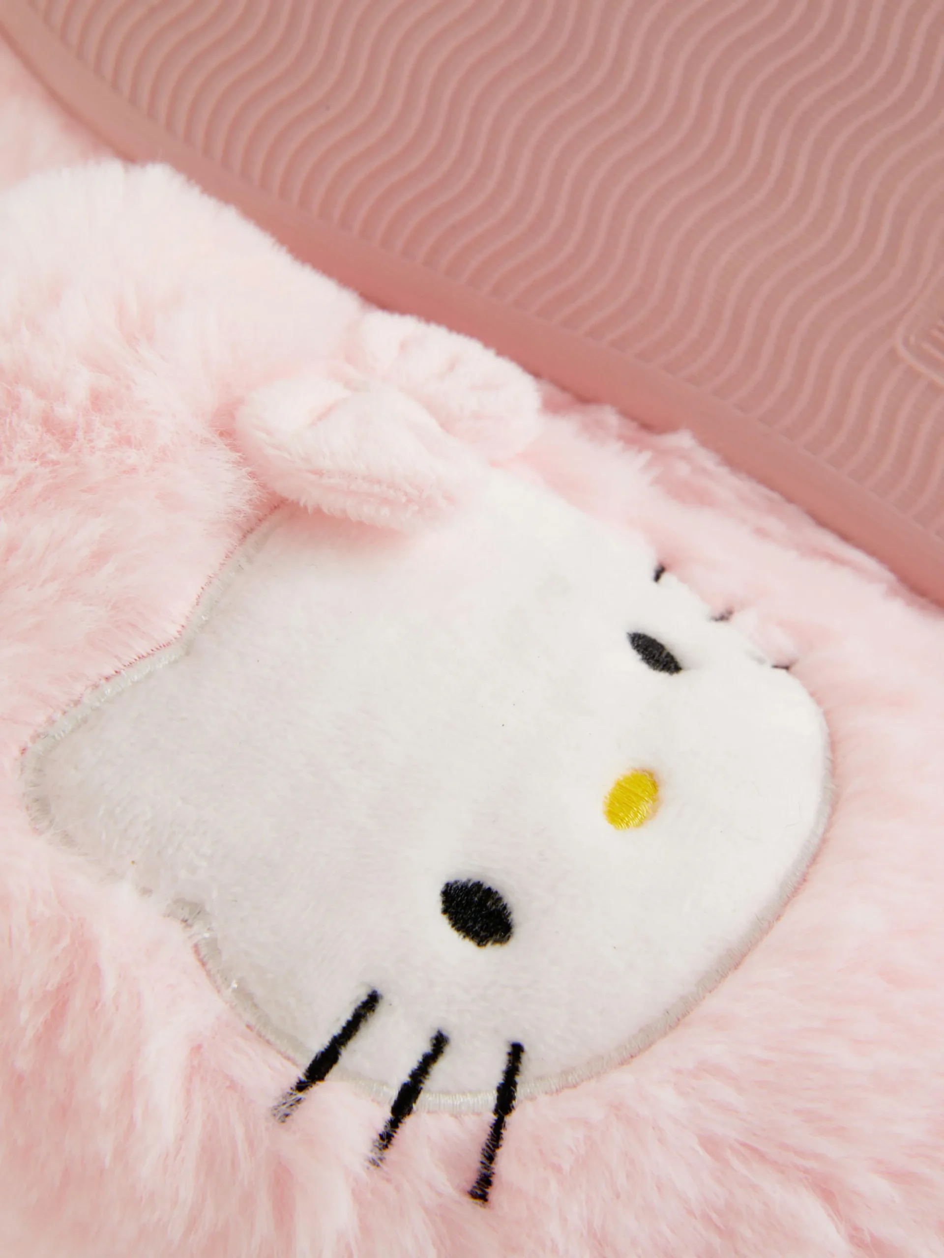 Pantuflas Destalonadas De Hello Kitty
