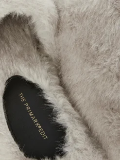 Pantuflas Destalonadas De Pelo De The Edit