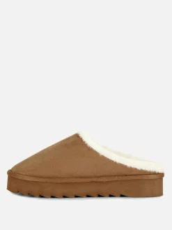 Pantuflas Tipo Chinela Forradas De Pelo Sintético