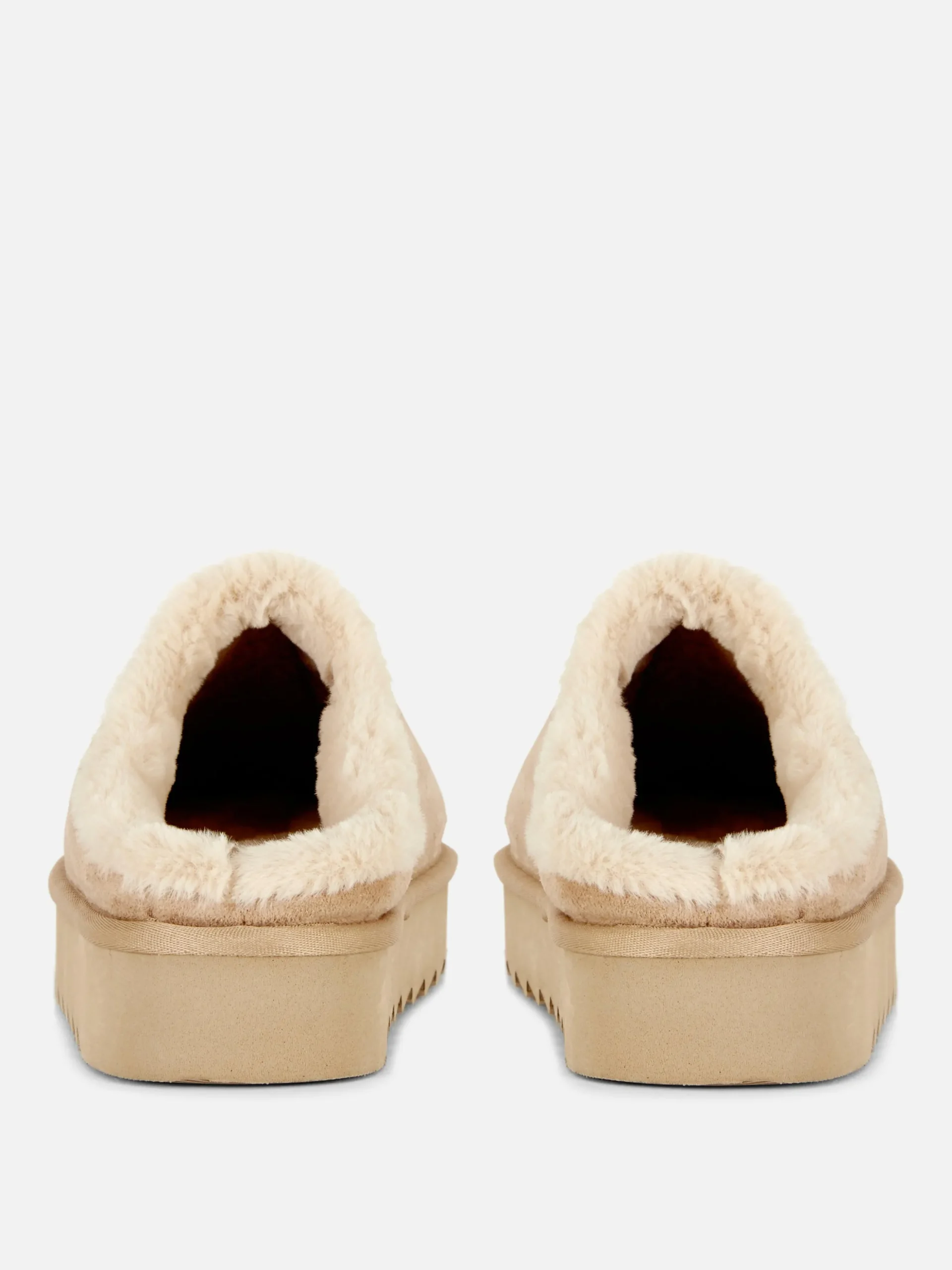 Pantuflas Tipo Chinela Forradas De Pelo Sintético