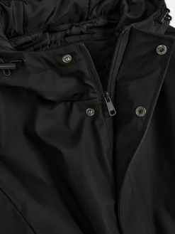 Parka Con Capucha Y Revestimiento De Goma