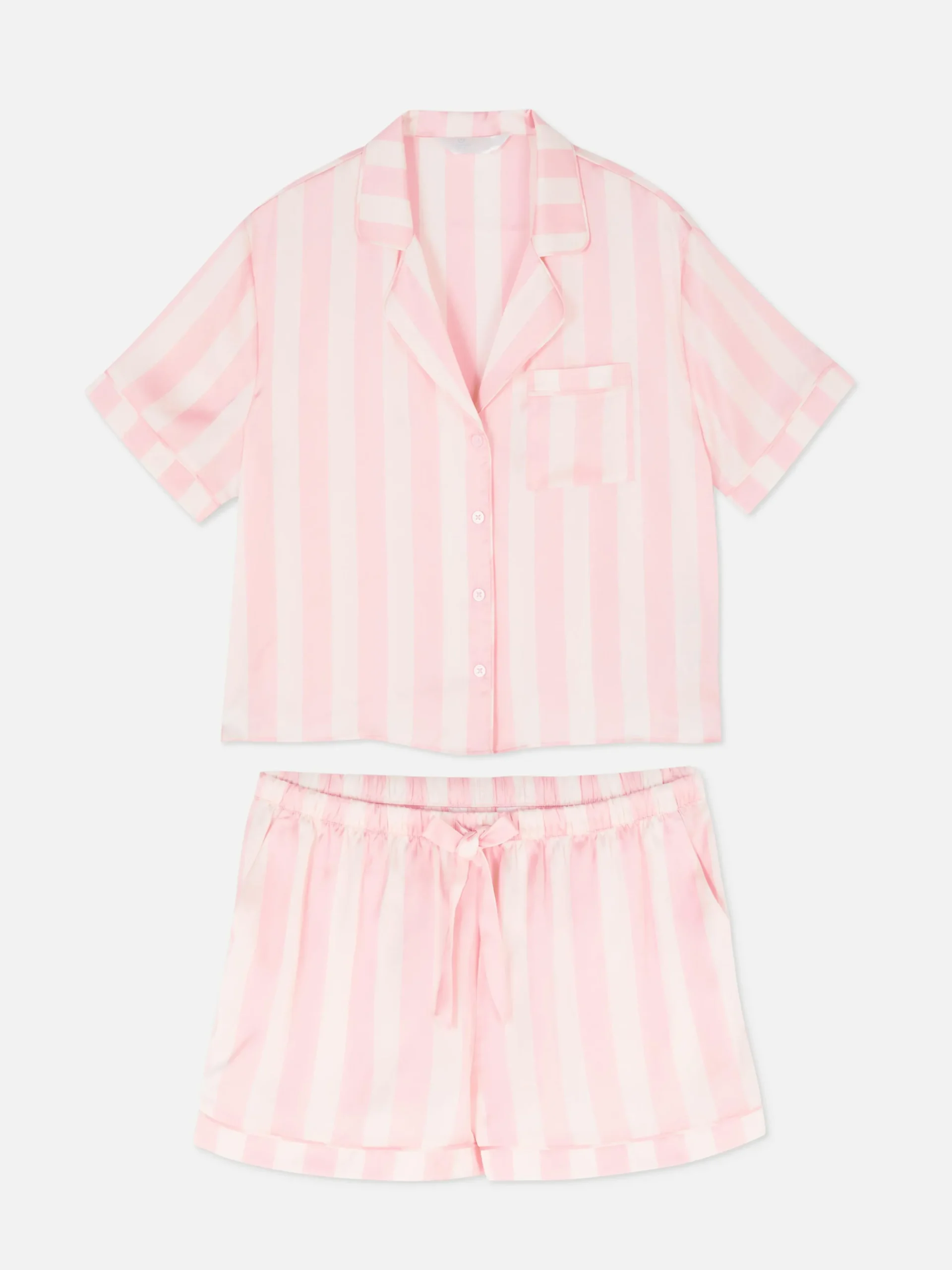 Pijama Con Camisa Y Pantalones Cortos De Satén