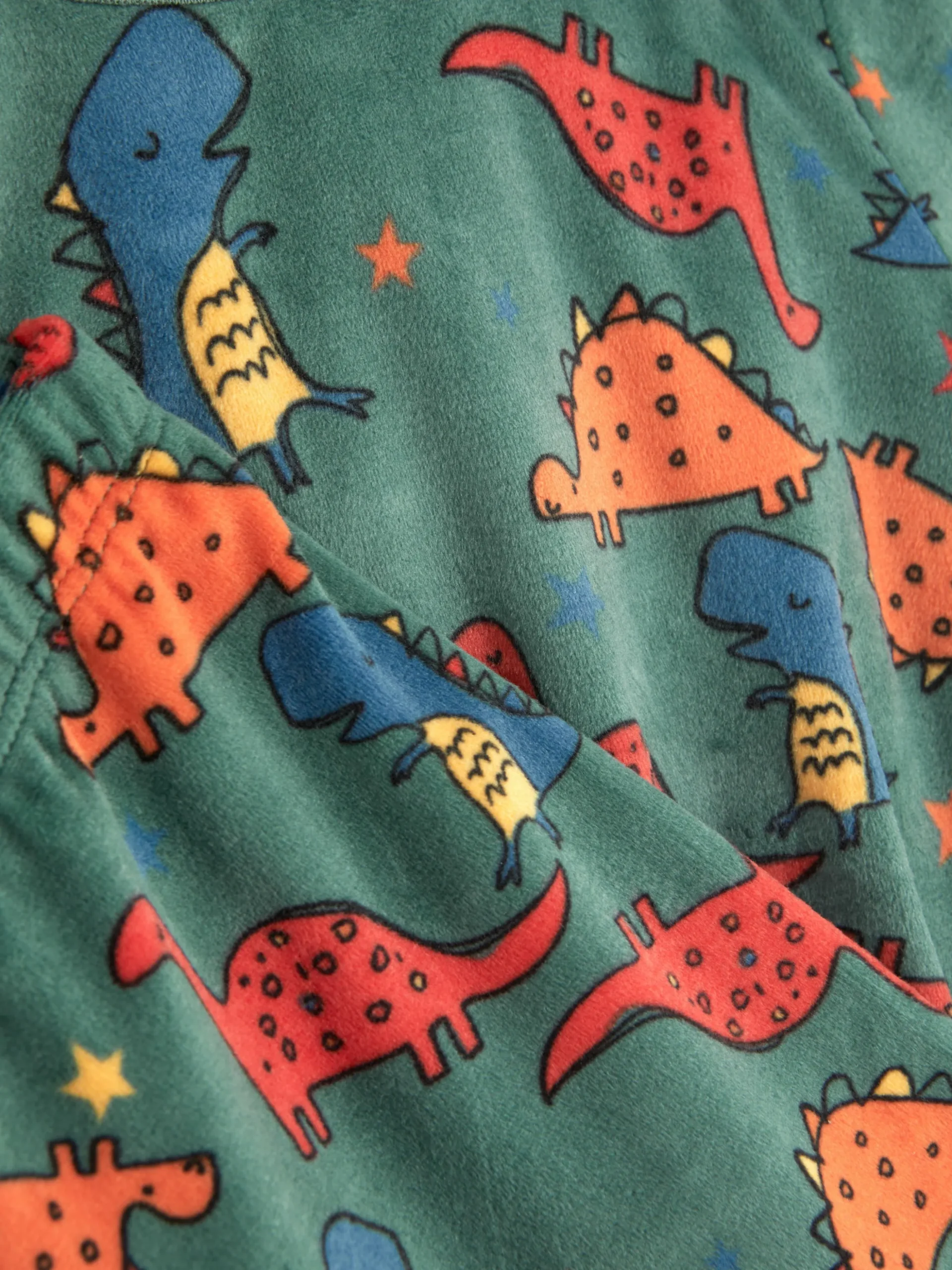 Pijama De Velvetón Con Estampado Gráfico