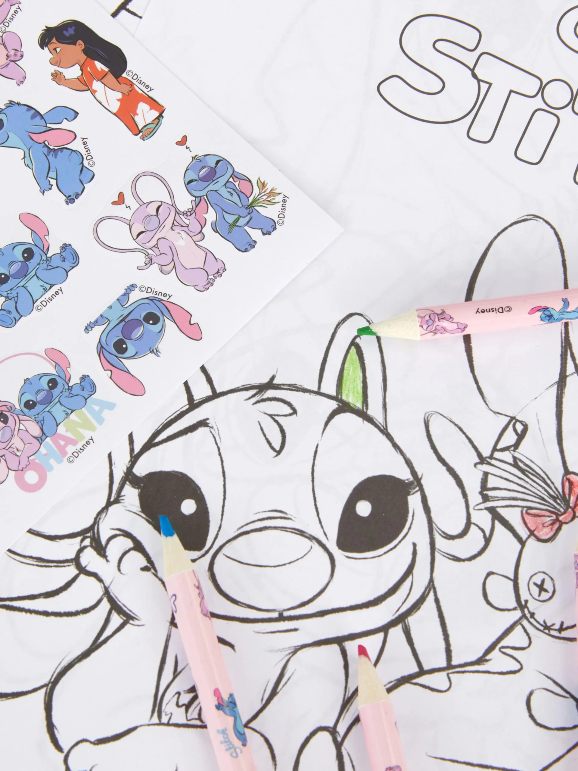 Set Para Colorear De Stitch Y Ángel De Disney