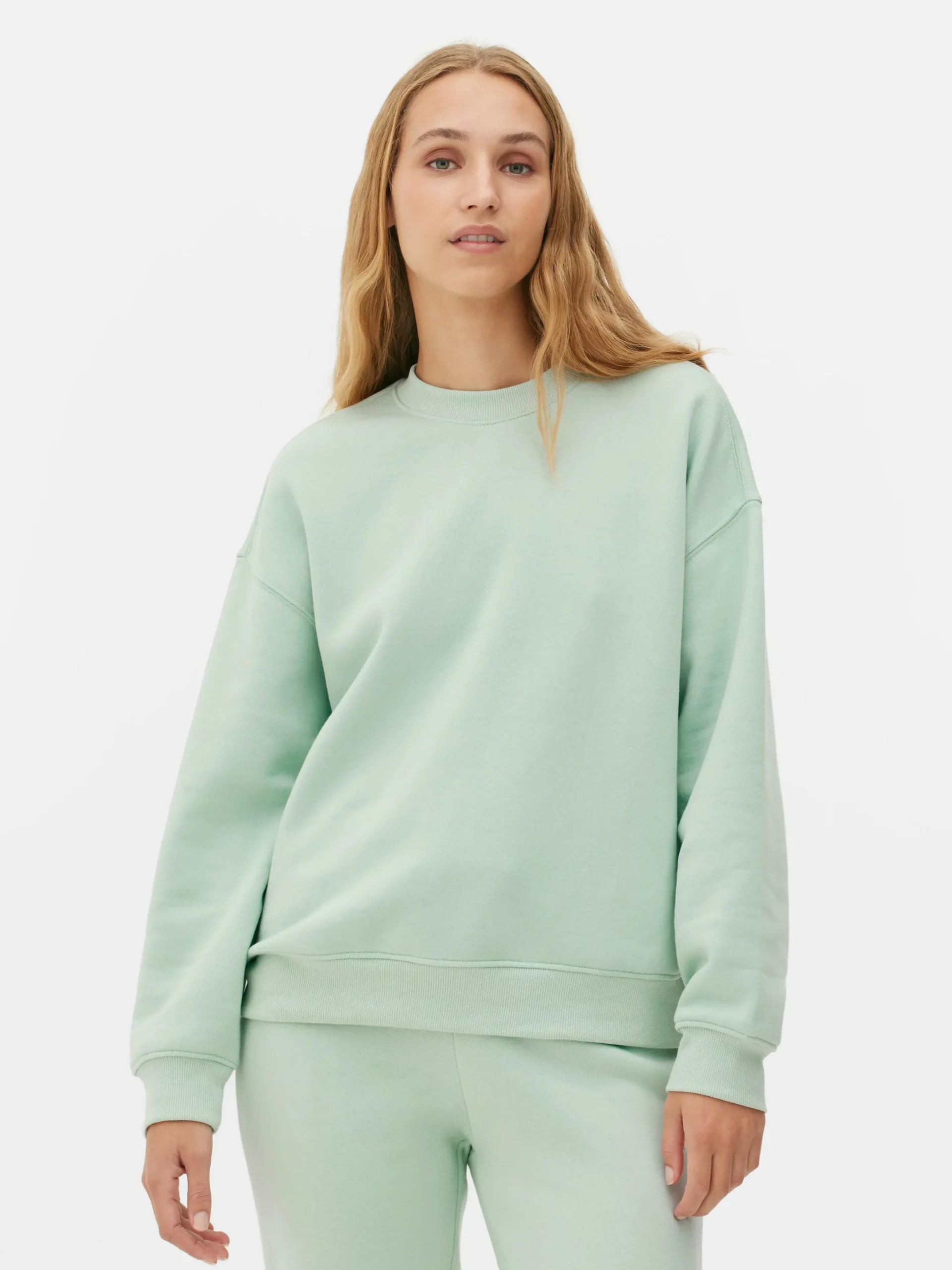 Sudadera Básica De Cuello Redondo