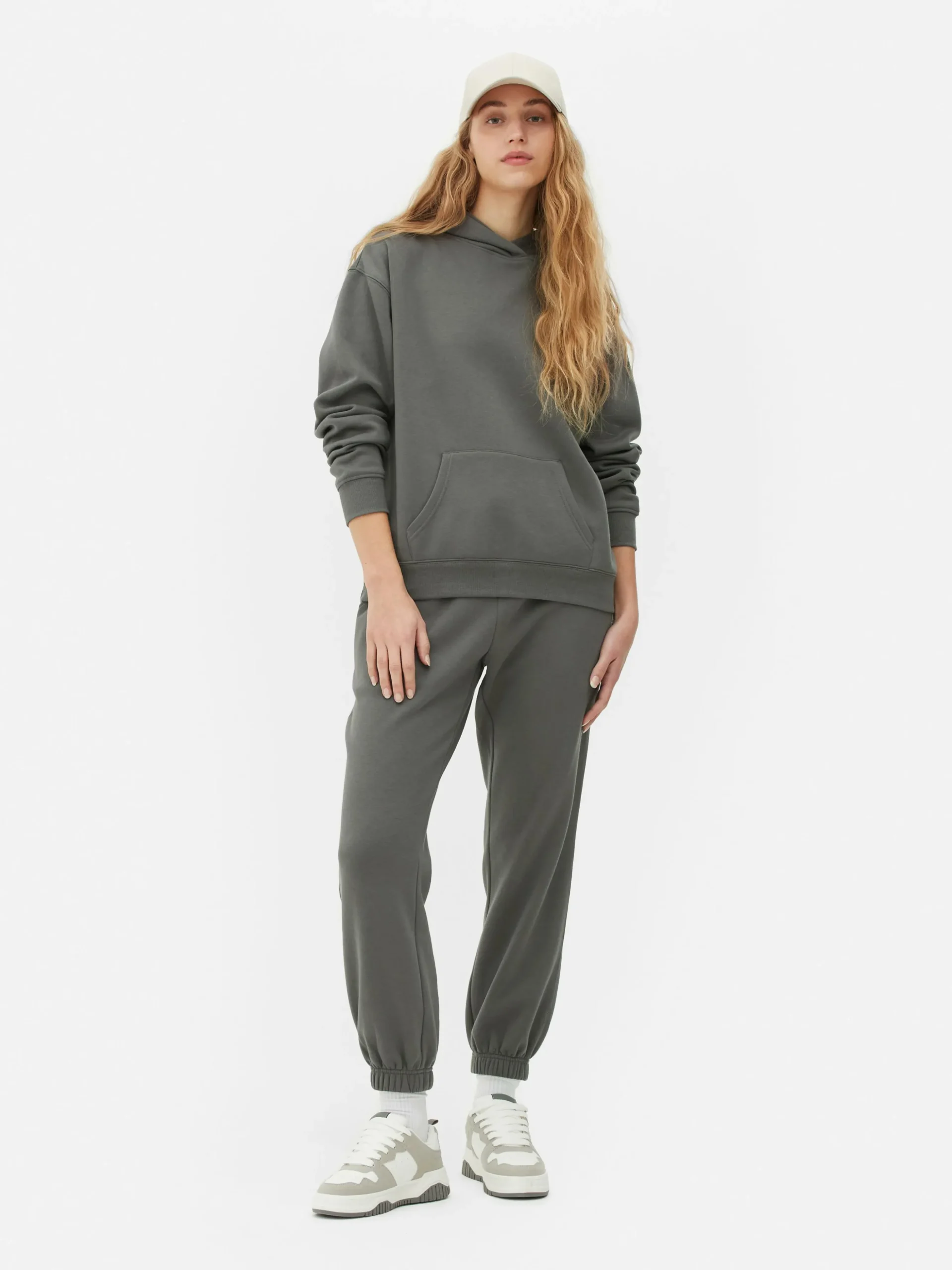 Sudadera Con Capucha Básica Sin Cierre