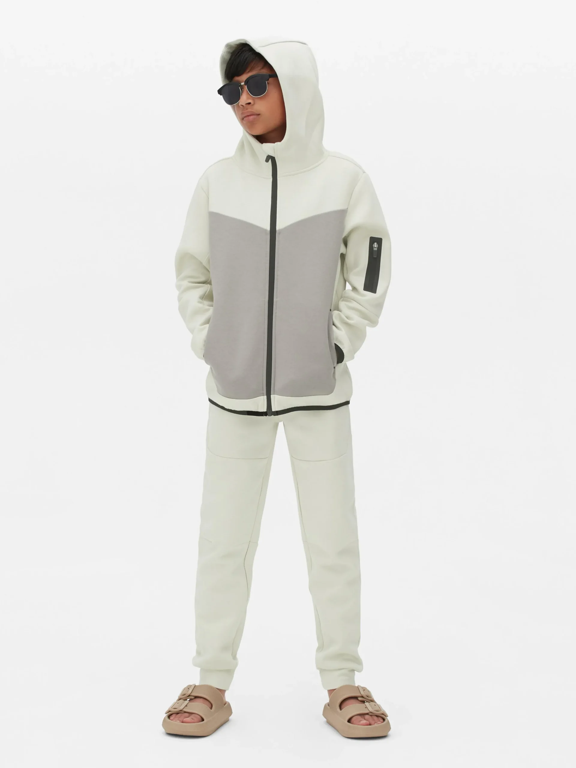 Sudadera Con Capucha Y Cremallera