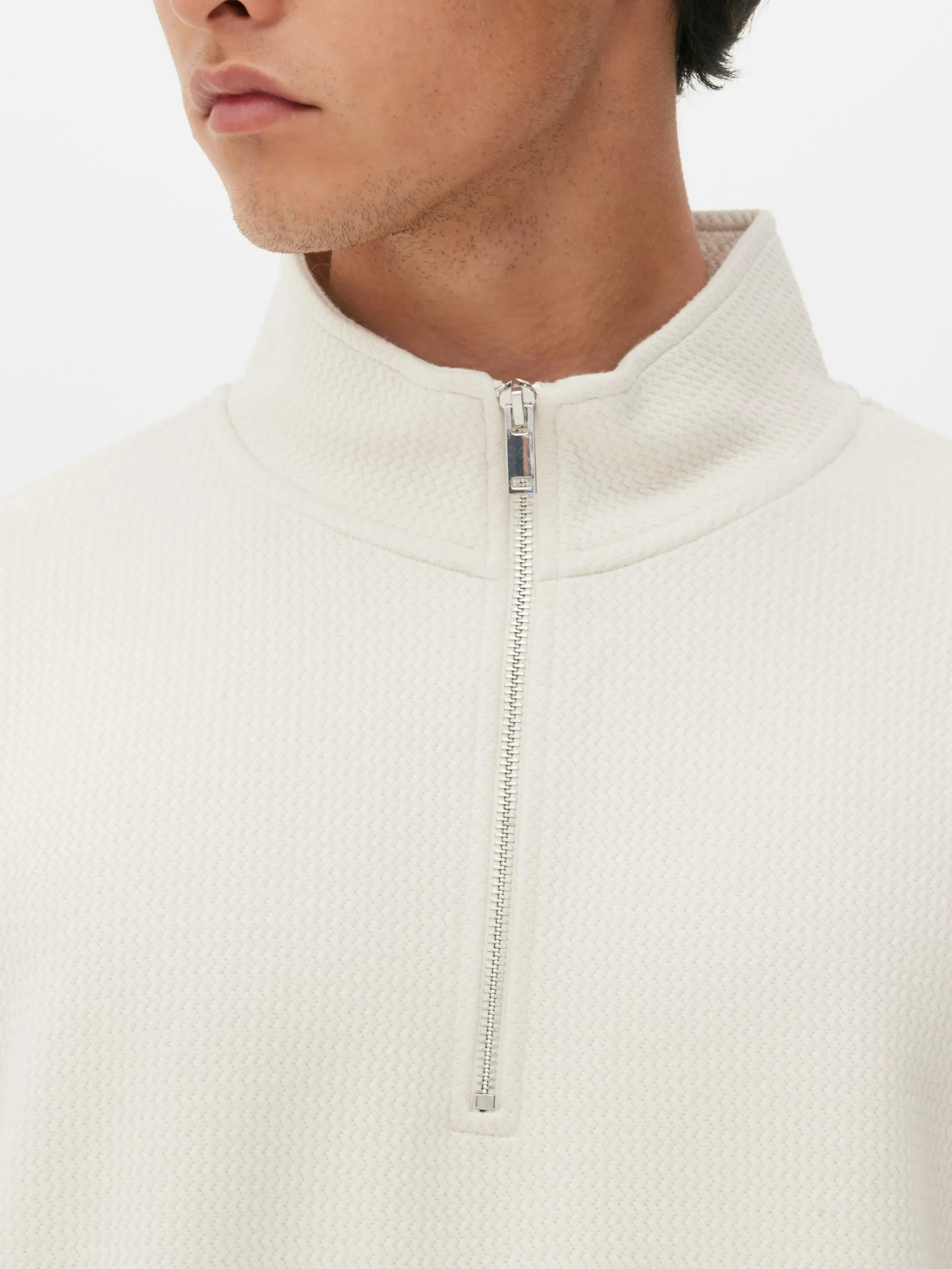 Sudadera Con Cremallera Y Textura Geométrica