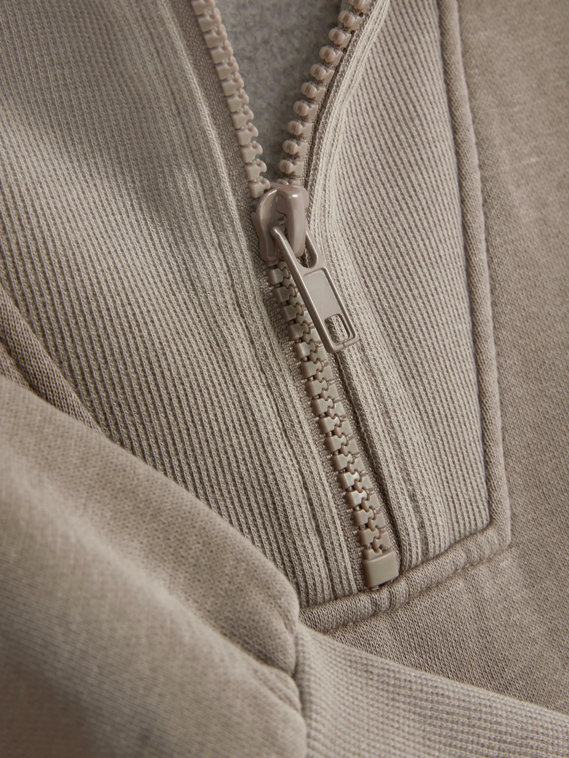 Sudadera De Cuello Alto Y Lavado ácido