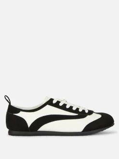 Tenis De Caña Baja Con Cordones