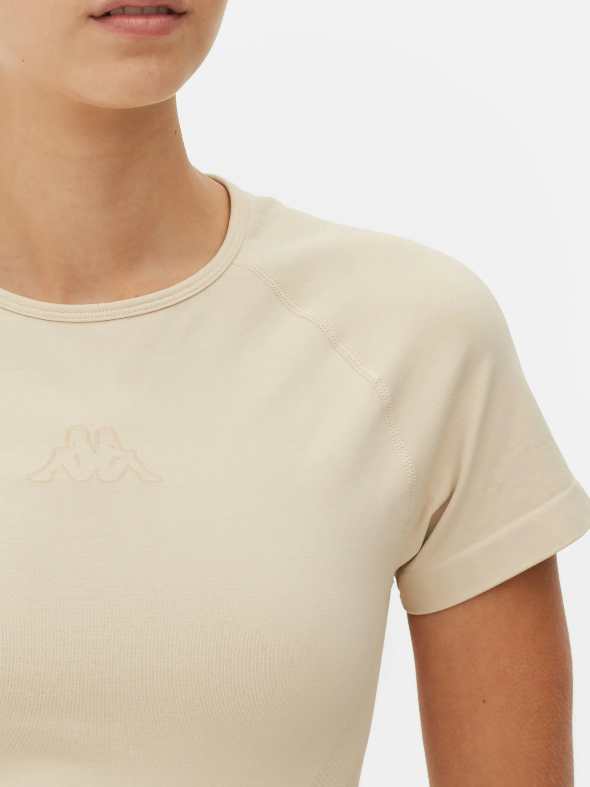 Top Corto De Kappa X Primark Para Combinar