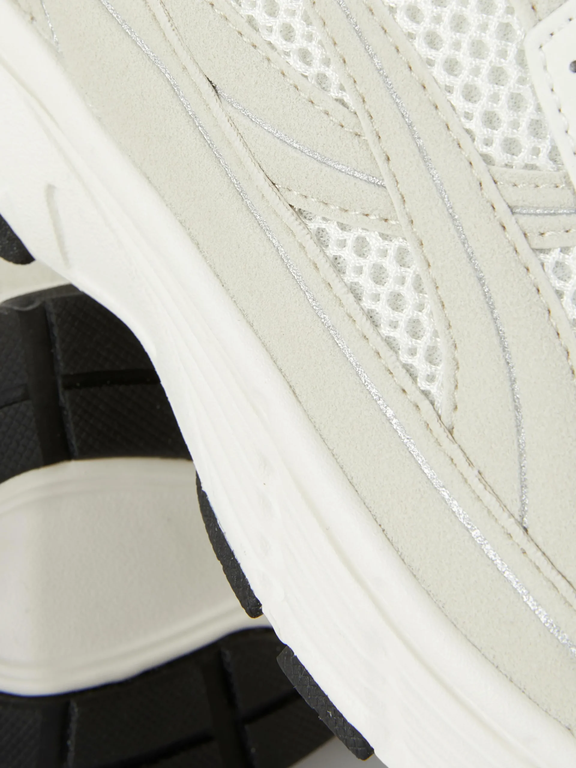 Zapatillas Deportivas Con Múltiples Paneles