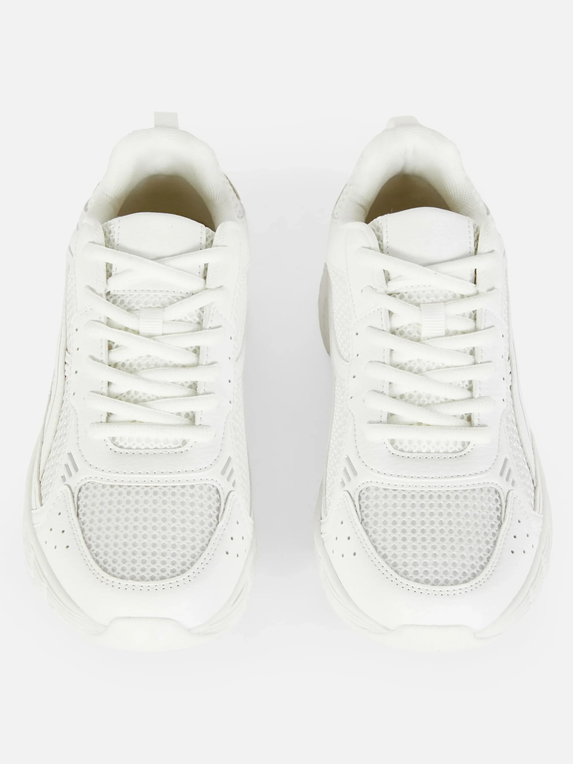 Zapatillas Deportivas Con Panel De Malla